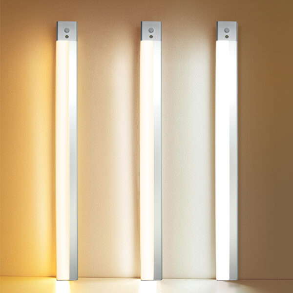 rechargeable motion wardrobe light